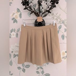 Ann Taylor Skort - good condition